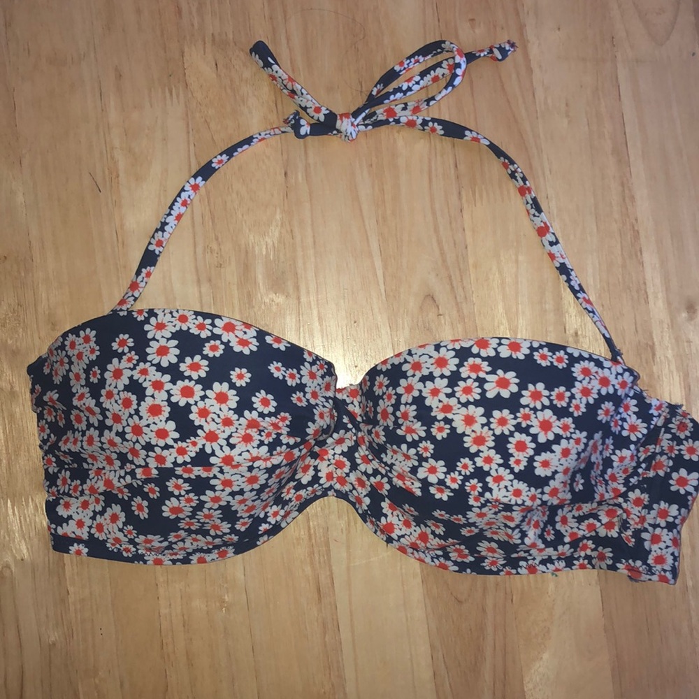 Bathing suit top